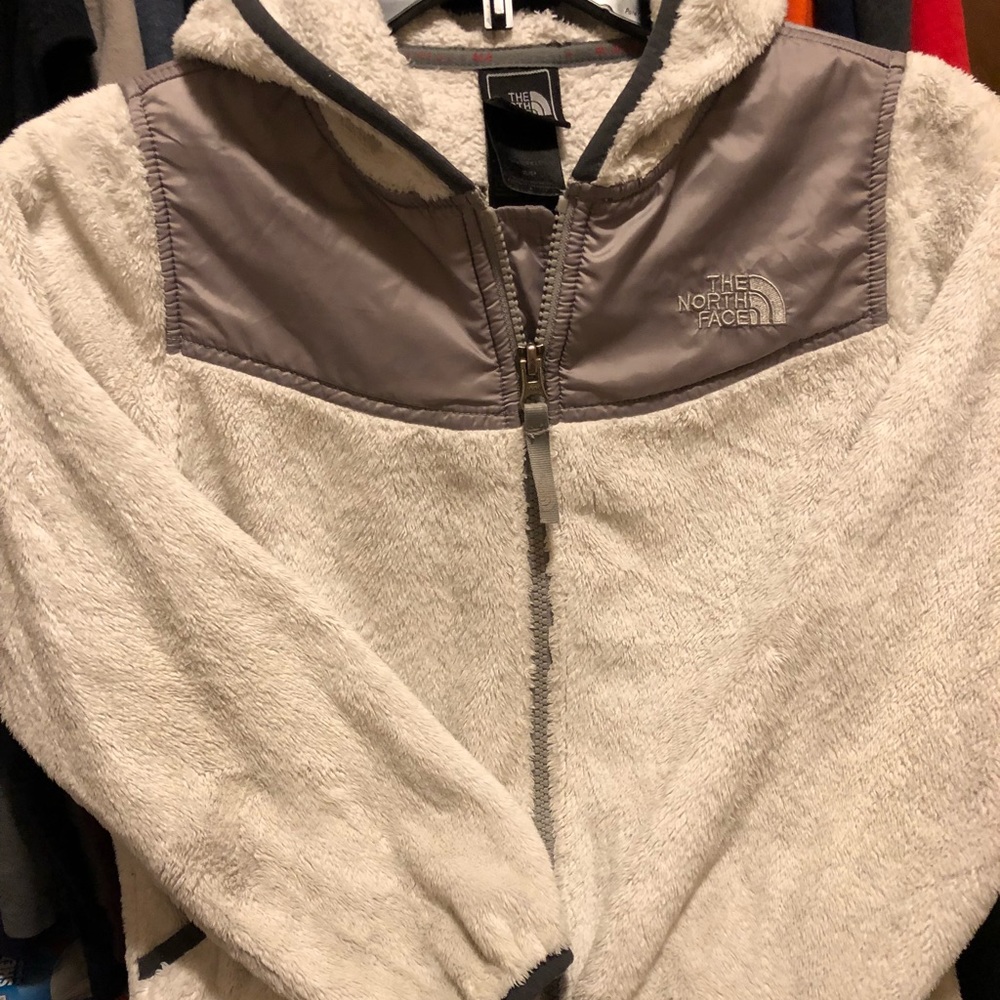 Youth small northface jacket